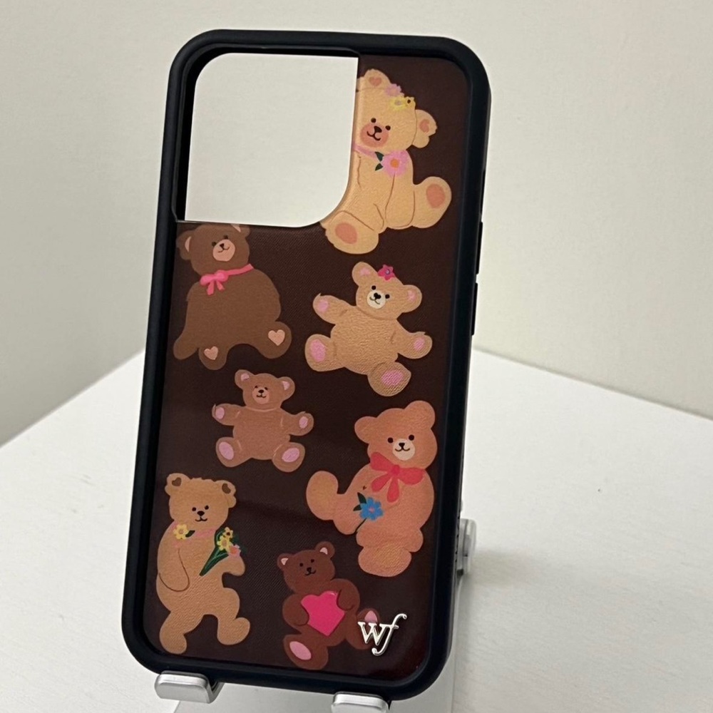 Wildflower 13 Pro case